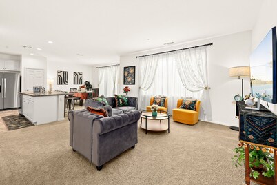 New Townhouse/3BD/2.5BA