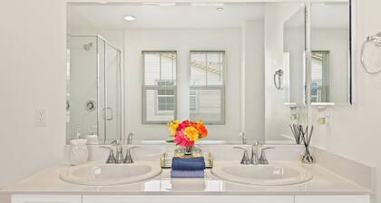 New Townhouse/3BD/2.5BA
