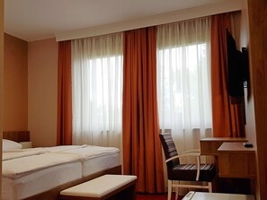 1 chambre, accès Internet, draps fournis