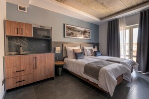 Deluxe Room, 1 Katil Raja (King) | Peralatan tempat tidur premium, busa memori, bar mini