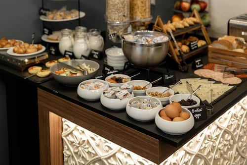 Daily continental breakfast for a fee