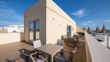 Presidential Double Room, 1 King Bed | Terrace/patio