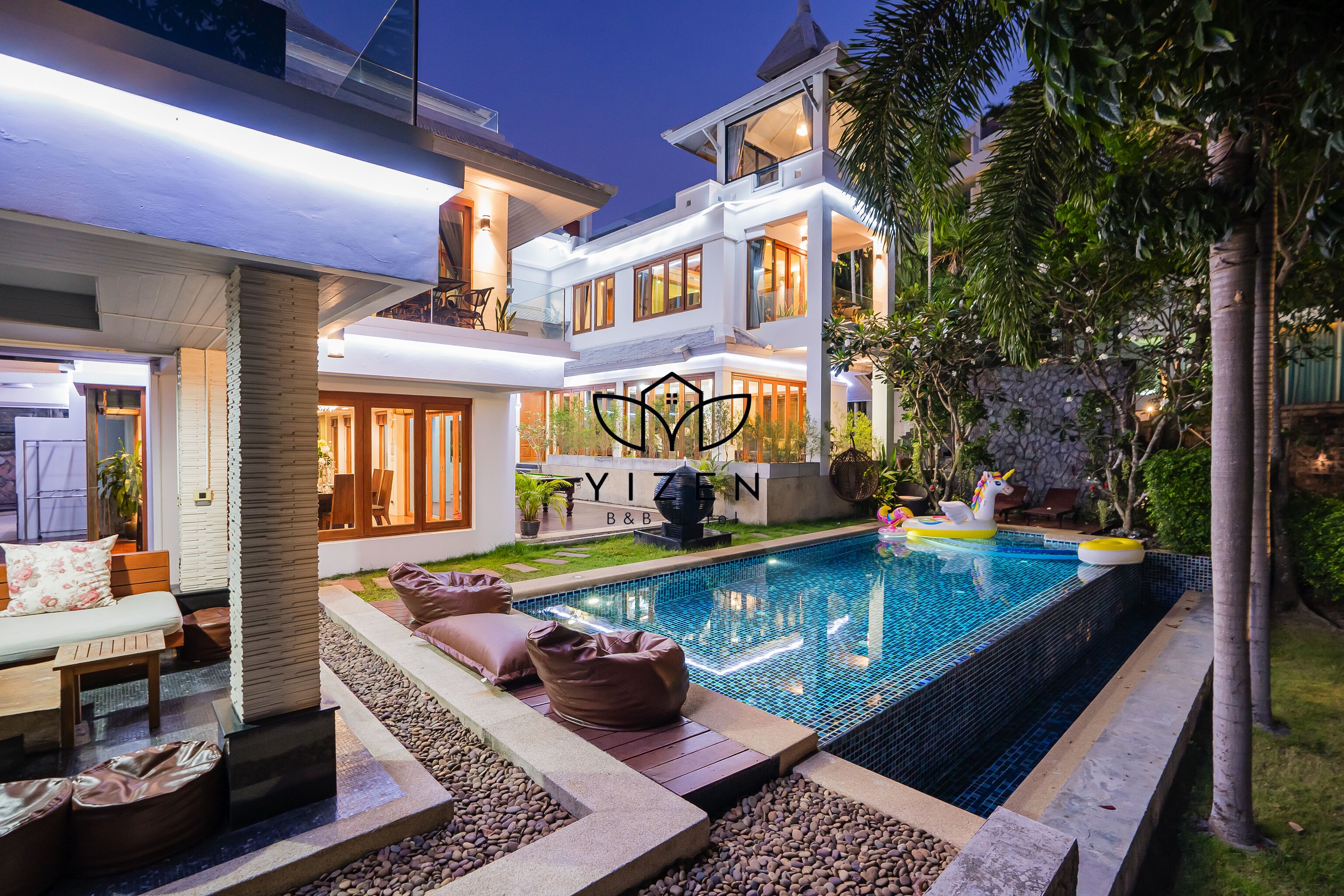 Alberca al aire libre 