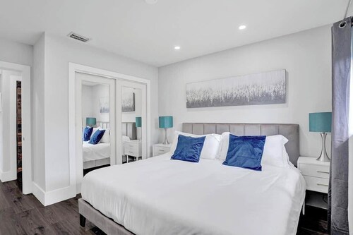 Gorgeous 4BR| Brand new HTD Pool & Jacuzzi| 1Mile