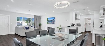 Gorgeous 4BR Brand new HTD Pool & Jacuzzi 1Mile