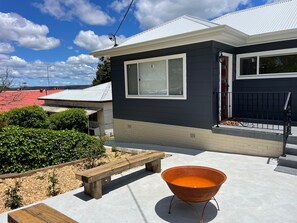 Terrace/patio - In The Heart Of Katoomba Semi House (Katoomba)