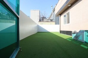 Casa familiar, 3 habitaciones, terraza | Terraza o patio