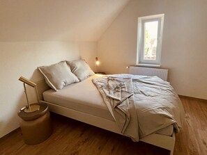 Family Apartment (including EUR 90 Cleaning Fee) | Dihias secara berasingan, dilengkapkan perabot secara berasingan 