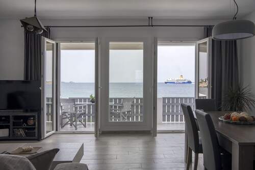 Parikia's Seaside House