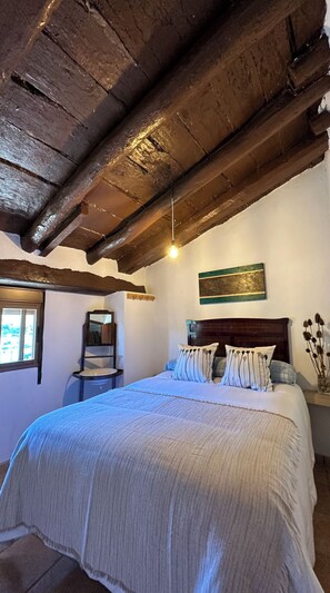 3 chambres, Wi-Fi gratuit, draps fournis
