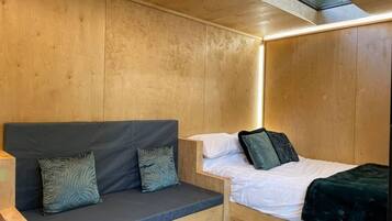 Cabin, 1 King Bed | 1 bedroom, free WiFi, bed sheets
