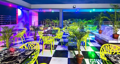 HOTEL PUSHPO BILASH