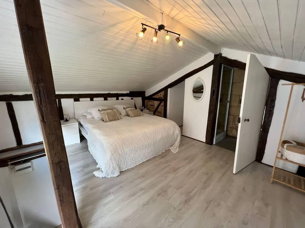 6 chambres, fer et planche à repasser, Wi-Fi gratuit, draps fournis