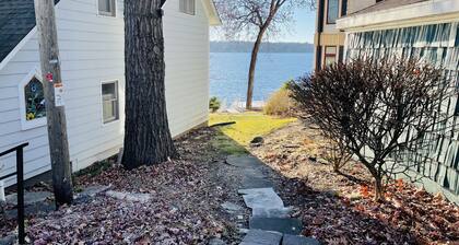 Cozy Delavan Lake cottage! Sleeps 6! Monthly rentals May-Oct. (≅$3,000/mo.)