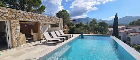 Outdoor pool, a heated pool