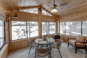 تناول الطعام