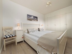 1 Schlafzimmer, Bügeleisen/Bügelbrett, Reisekinderbett, kostenloses WLAN
