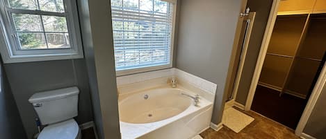 Shower, towels, soap, shampoo