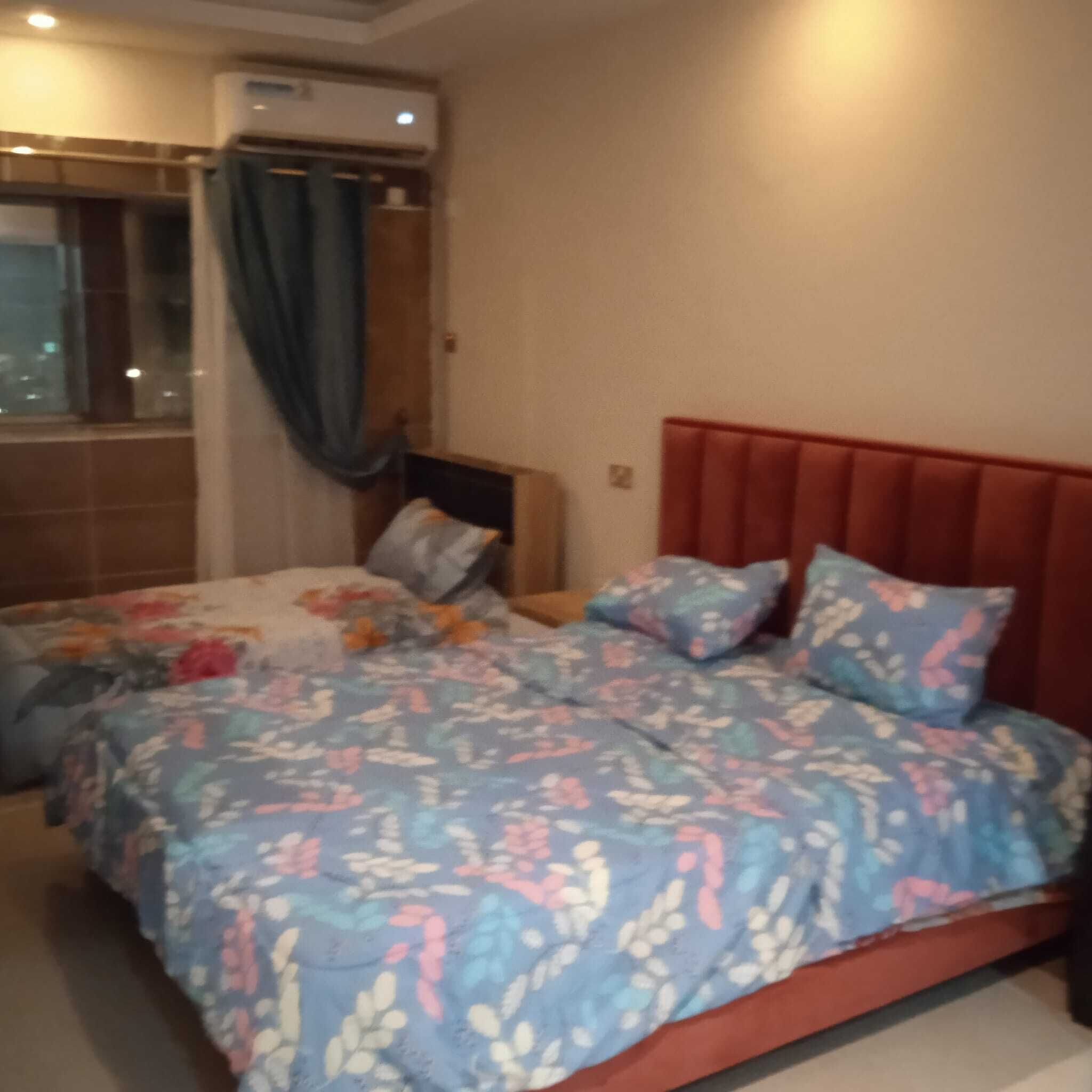 Iron/ironing board, free WiFi