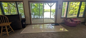 Spacious Lake Home near Ladysmith, with a private dock on the Dairyland Flowage!