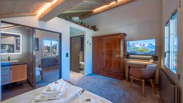 3 habitaciones, tabla de planchar con plancha y wifi gratis