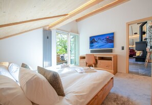 3 chambres, fer et planche à repasser, Wi-Fi gratuit, draps fournis