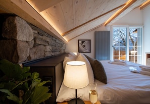 3 chambres, fer et planche à repasser, Wi-Fi gratuit, draps fournis