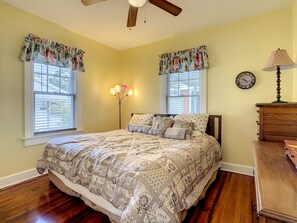 2 bedrooms, desk, iron/ironing board, travel cot