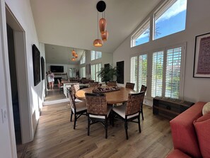 Dining - Beautiful Getaway Palm Desert Home (Palm Desert)