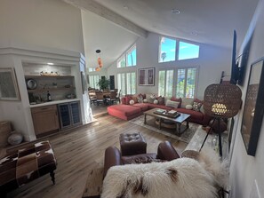 TV connectée, cheminée