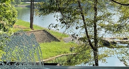 Lakehouse property with private pool + bonus space sleeps 14
