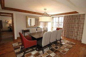 Dining - St Regis Residence Club Aspen- 2BR, 2.5BA - in Aspen town (Aspen)