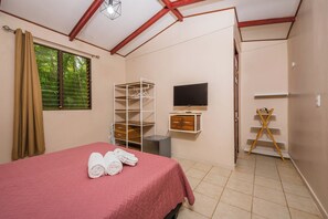 1 Schlafzimmer, Schreibtisch, kostenloses WLAN, Bettwäsche