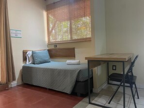 1 bedroom, desk, free WiFi, bed sheets