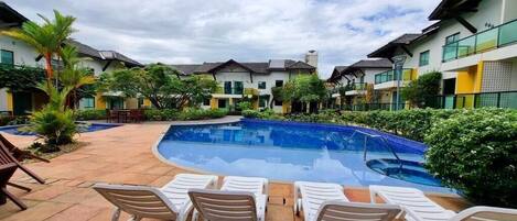 Villa | Basseng | Utendørsbasseng