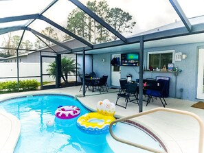 Outdoor pool, a heated pool