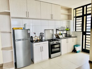 Kühlschrank, Küchenrolle