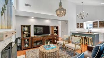 Älytelevisio, takka, tietokoneen näyttö