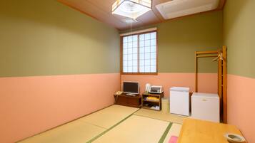 ู
ููุงุฉ/ููุญ ูู ููุงู ูุงู ู
ุฌุงููุง