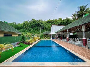 Outdoor pool - Kesari Penida by Mahaprana Home (Penida Island)