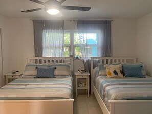 2 bedrooms, iron/ironing board, free WiFi - Entire Home - Relaxing Ocean View Condo (Freeport)