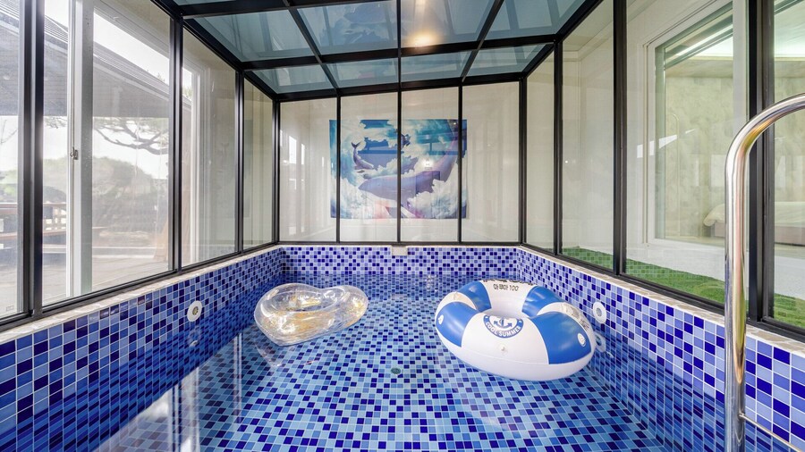 Chuncheon Poolhouse Epop