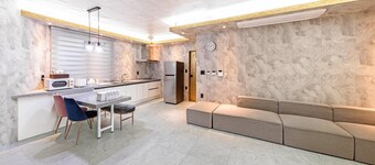 Chuncheon Poolhouse Epop