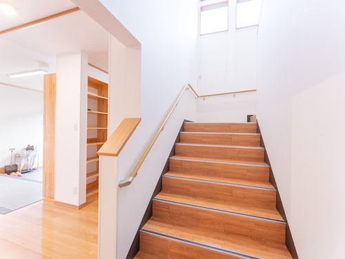 Hirononomori Maehama Bekkan - Male only