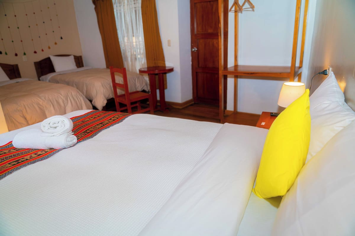 Down duvets, desk, laptop workspace, free WiFi