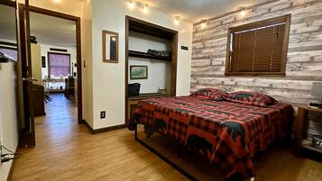 2 chambres, bureau, fer et planche à repasser, Wi-Fi gratuit