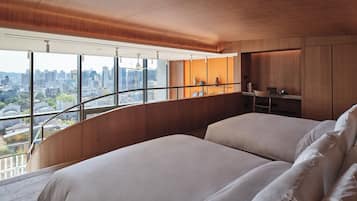 1 bedroom, down comforters, minibar, in-room safe