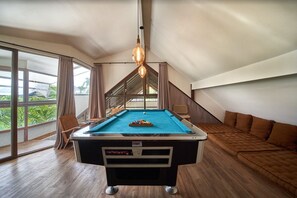 Spielezimmer