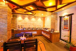 Restaurant - Kings Hotel Rajkuti (Pokhara)