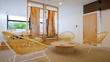 Biệt thự Cao cấp | 1 phòng ngủ, bàn ủi/dụng cụ ủi quần áo